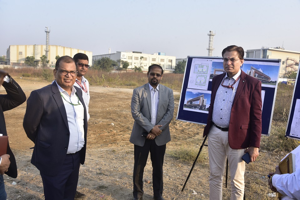 Dr. Rajendra Kumar, DG Visited ESIC Hospital, Manesar